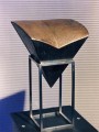 Alte Spuren - Bronze und Edelstahl 200135 cm 16 cm x 16cm